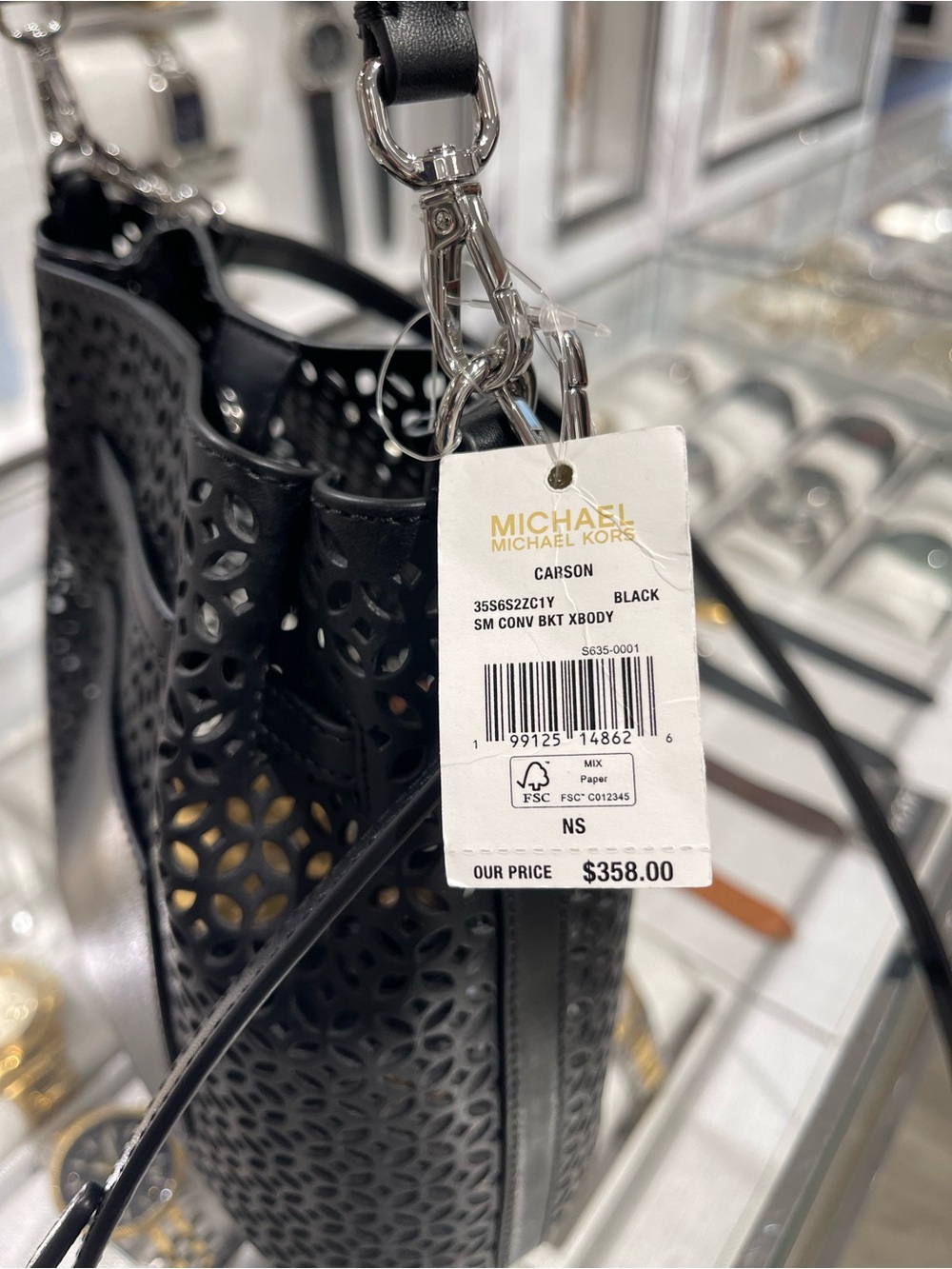 NWT MICHAEL KORS Carson Small Floral Laser-Cut Bucket Bag in Black - Picture 13 of 14